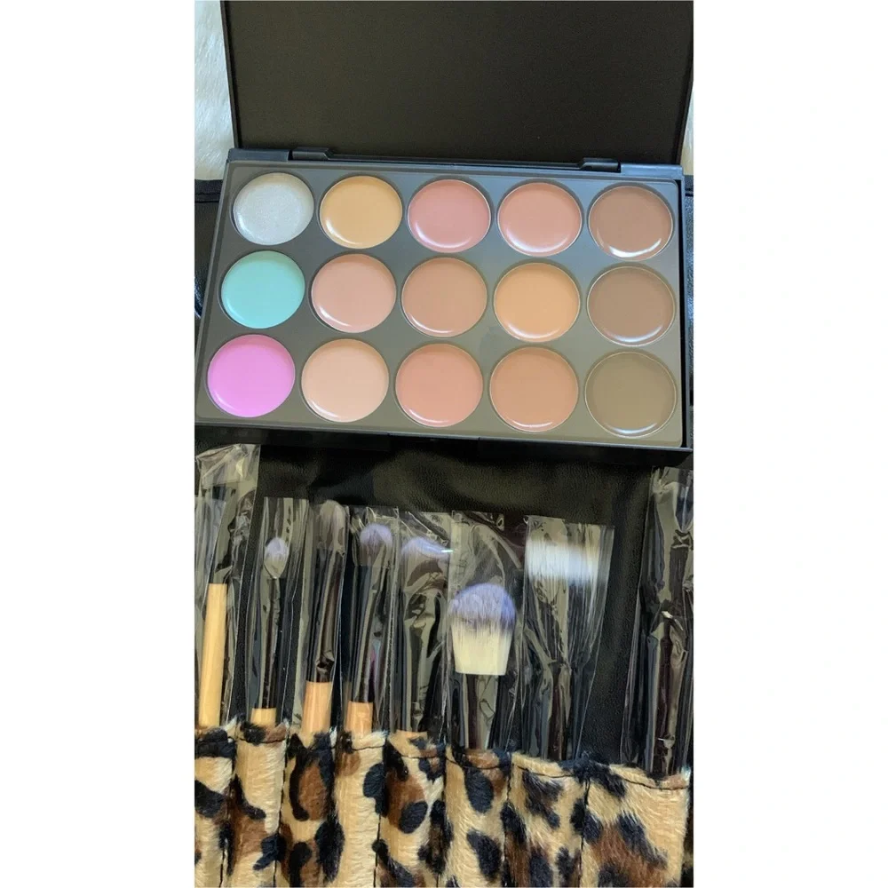 Contour Palette & Makeup Brush Set